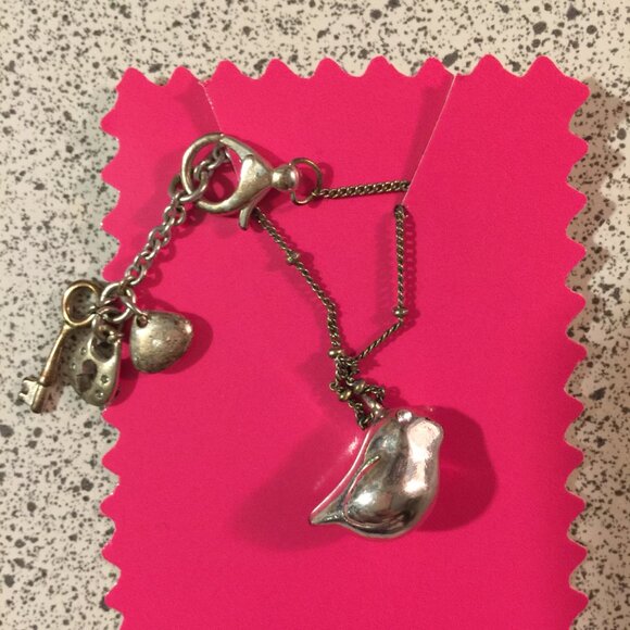 Fossil bird necklace with key and lock charms - Picture 2 of 6